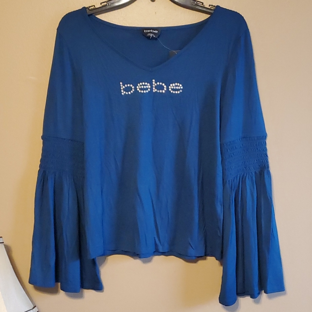 NWT Bebe Top